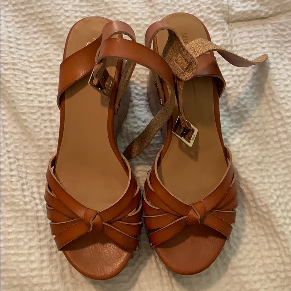Cork wedges